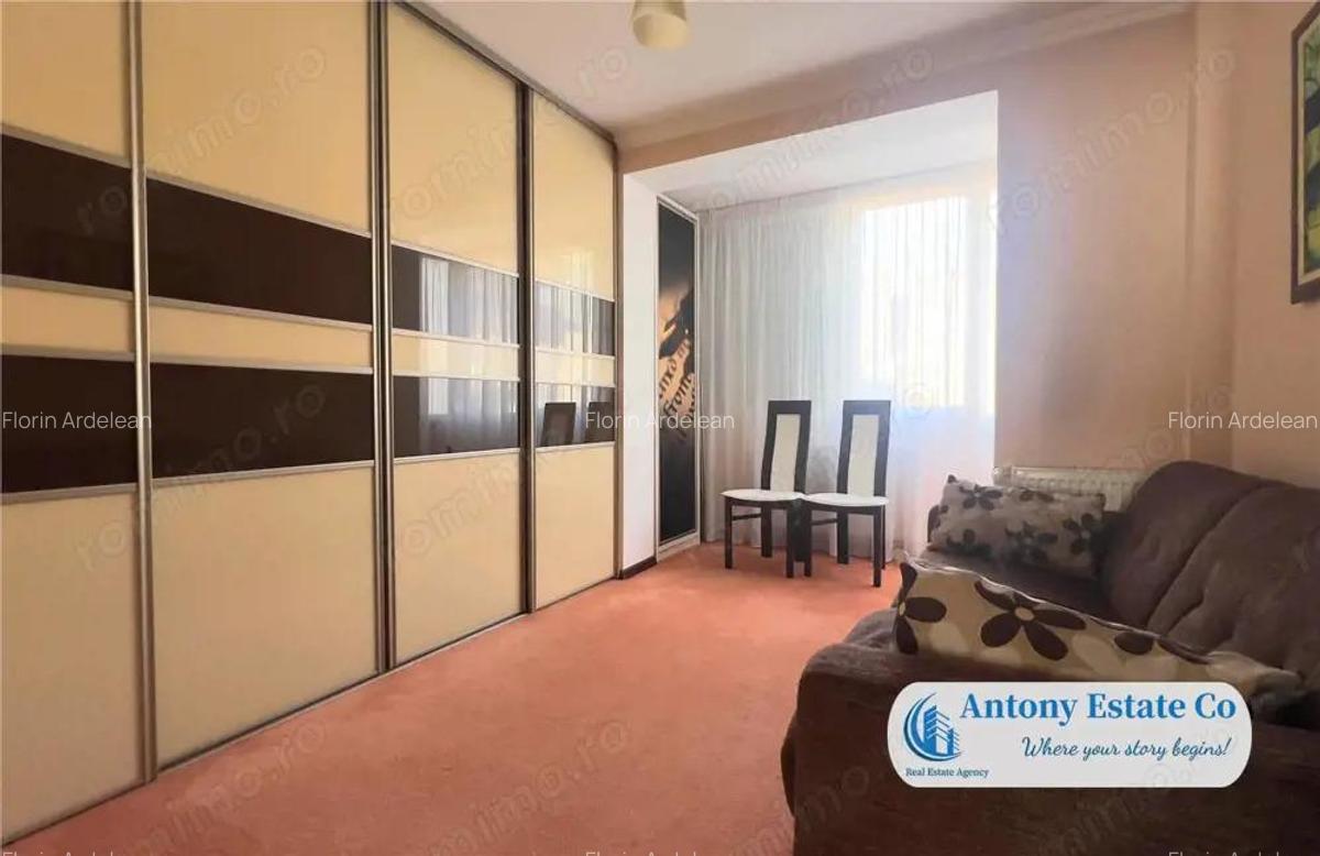 Apartament de inchiriat cu garaj, 4 Camere, Ultracentral, Oradea - 10