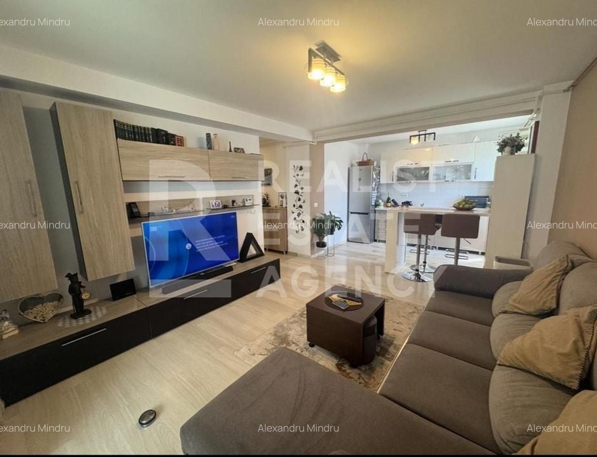 Vânzare, apartament cu 3 camere în zona Militari Residence - 1