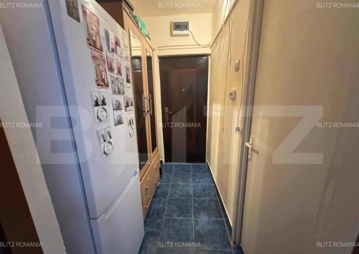 Garsoniera de vanzare, 30 mp, zona Constructorilor - 3