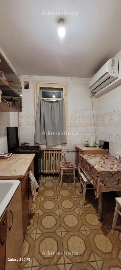 Piata Sudului/ Secuilor, 50 m.p. - 4