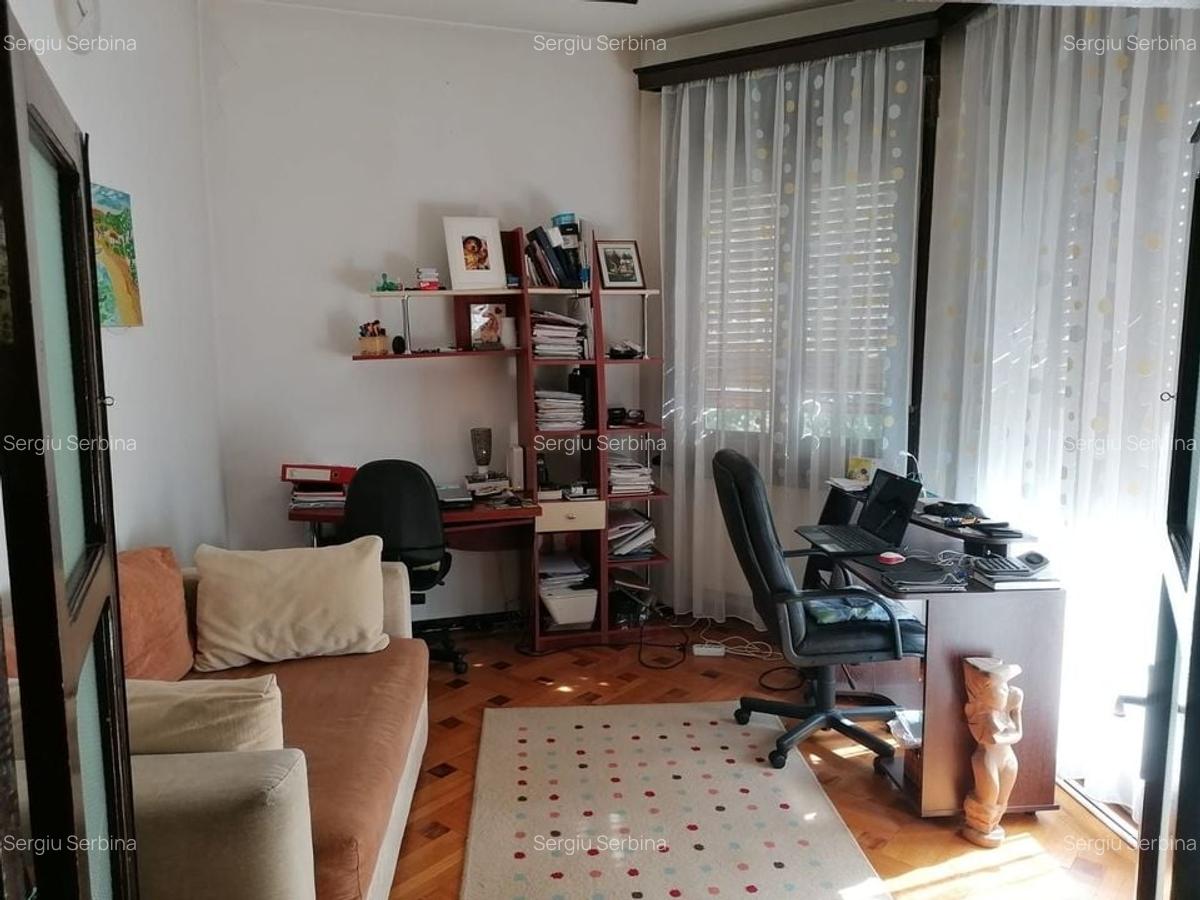 Apartament cu 3 camere în Universitate - 5