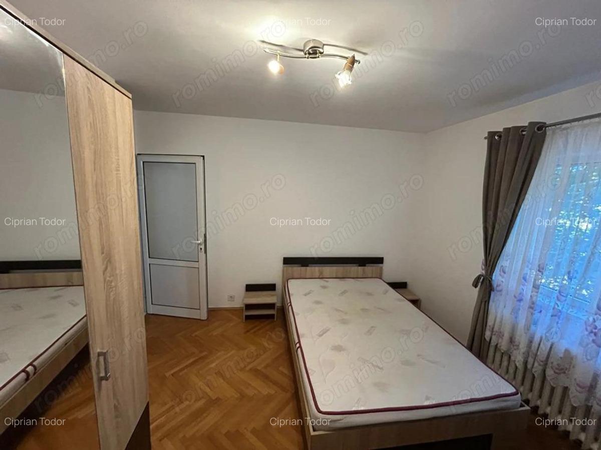 Apartament 3 camere, etaj 3 - zona Tolstoi - 2