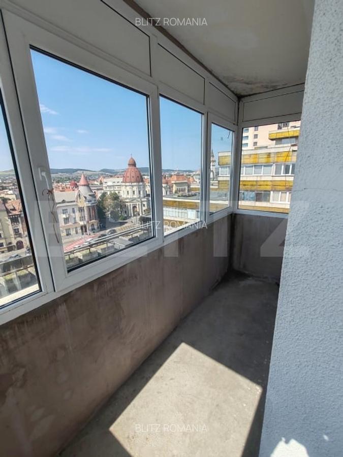 Oportunitate! - Garsoniera, 30 mp utili, balcon generos - Piata Victoriei - 1