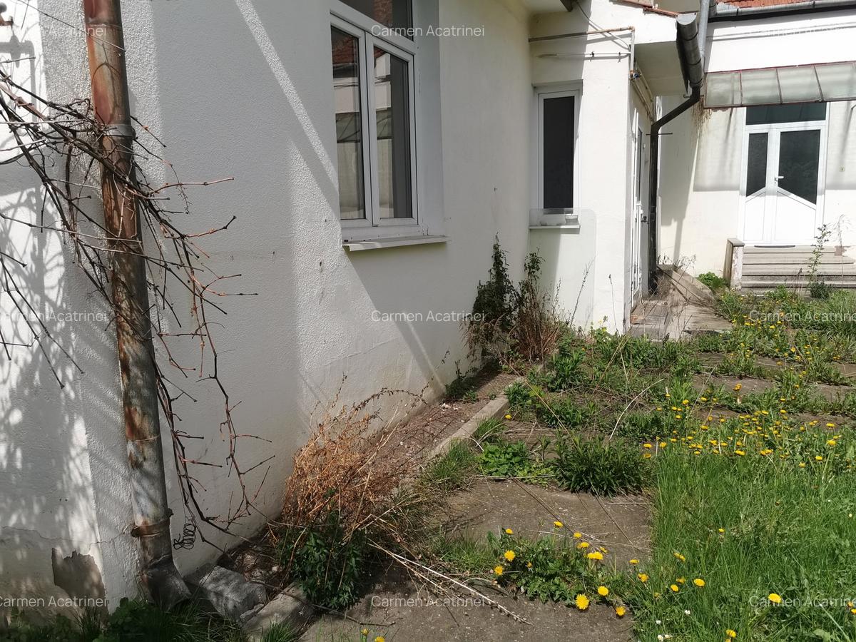 Casa 3 camere libera la vanzare zona Cuza Voda - 6