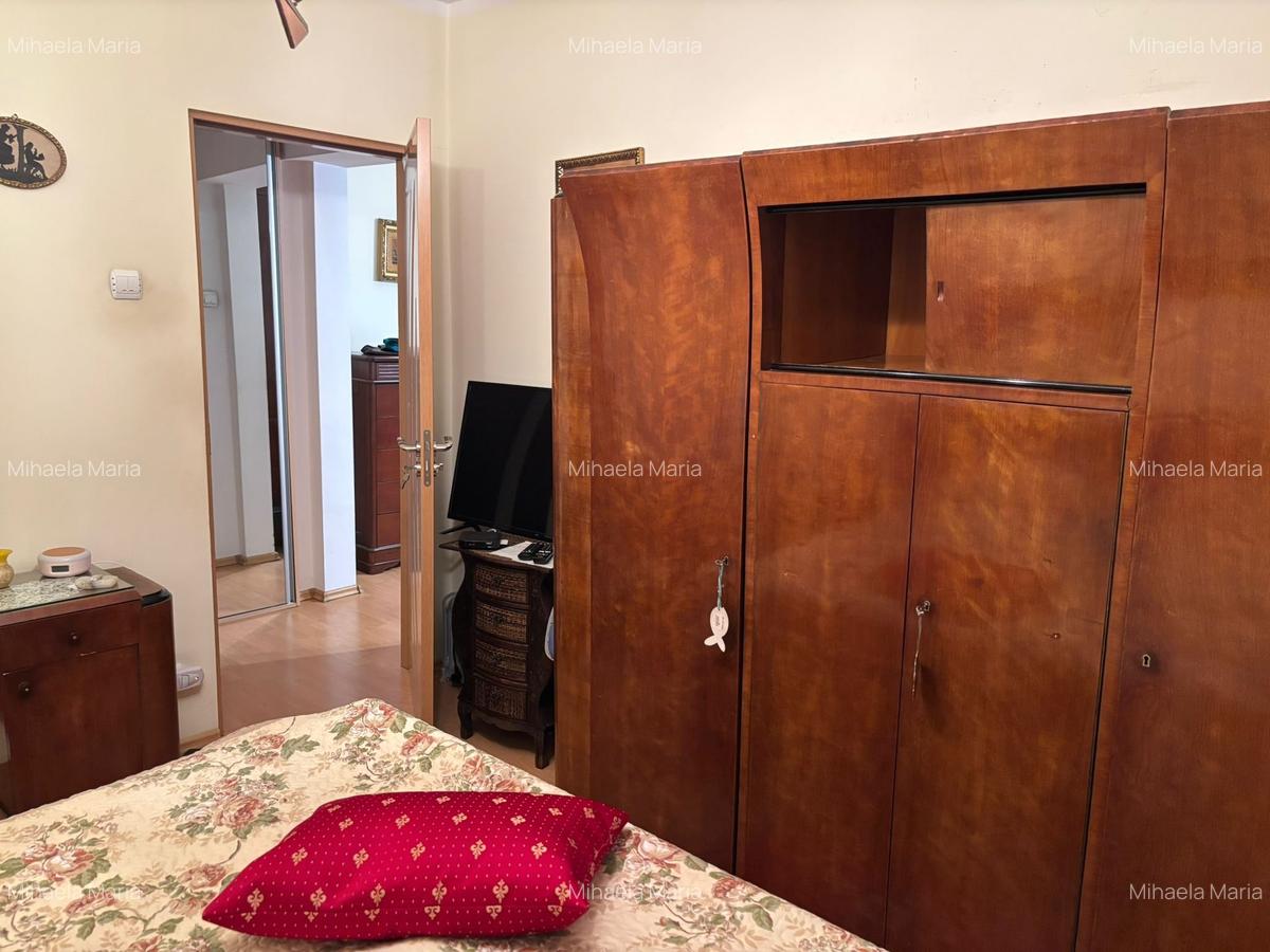 Inchiriere apartament 2 camere, et 2/4, metrou Costin Georgia - 5