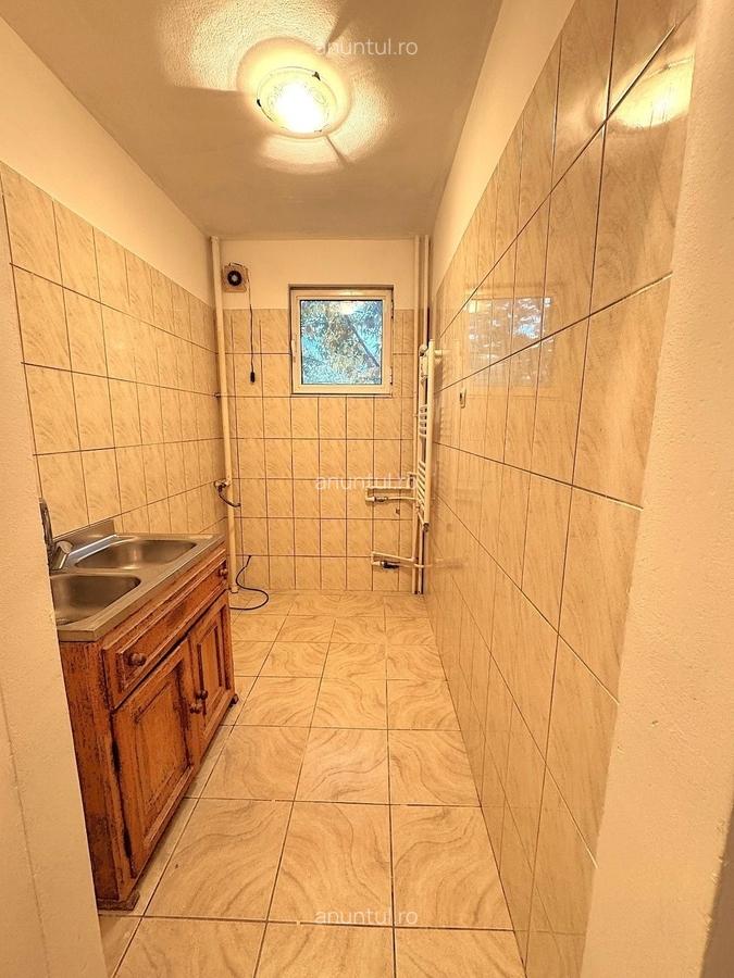 Drumul Taberei, Piata Moghioros - 4