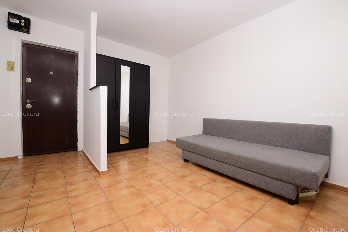 Garsonieră mobilată, Iacob Felix - Piața Victoriei - 7