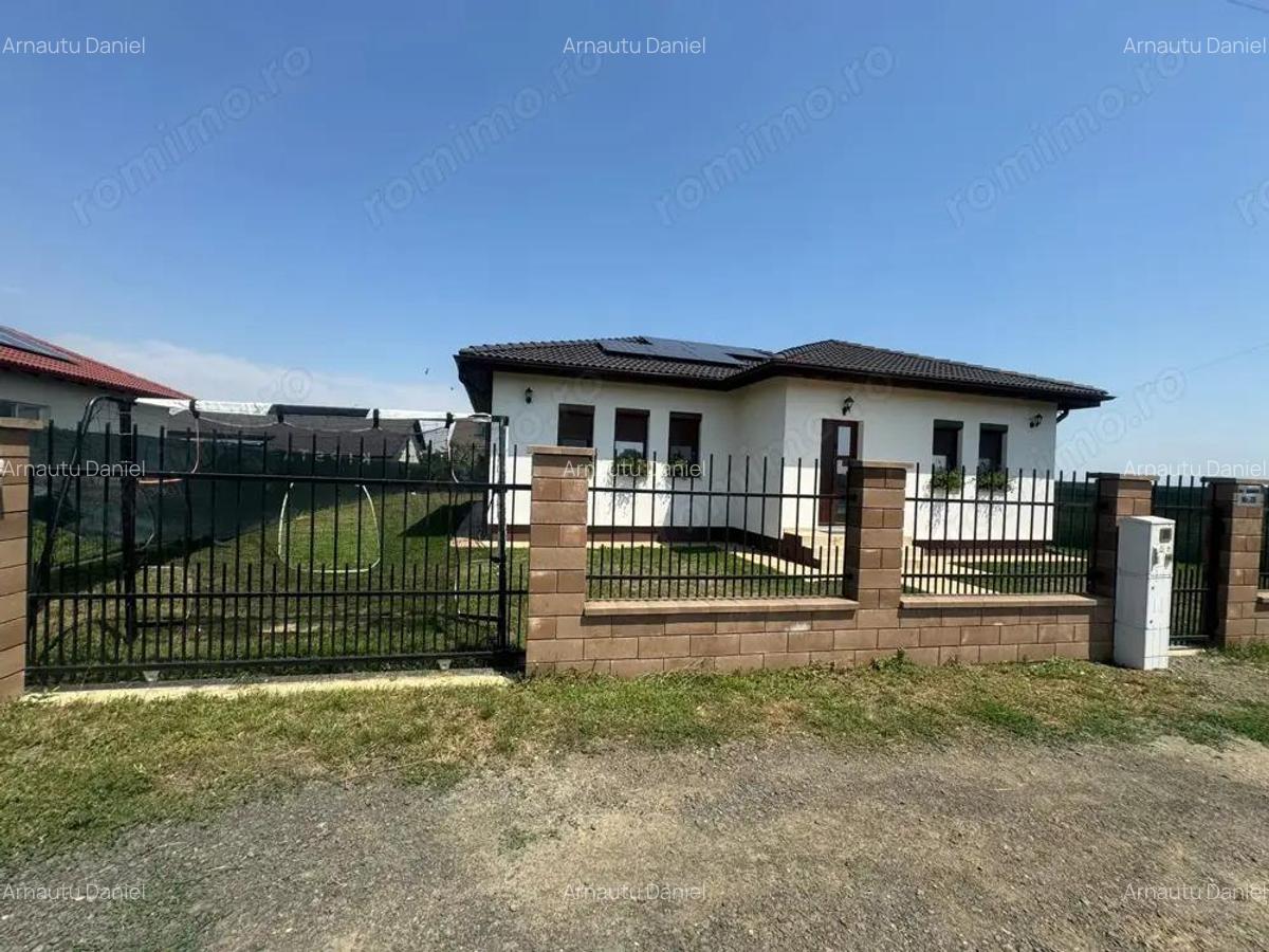 Casa Individuala Mobilata & Utilata | Toate Utilitatile Mo?ni?a Noua | Comision 0% - 8