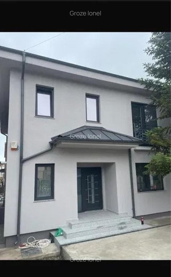 Casa D+P+Etaj+Pod - Ovidiu Sud - Teren 427 Mp - Mobilata - 3