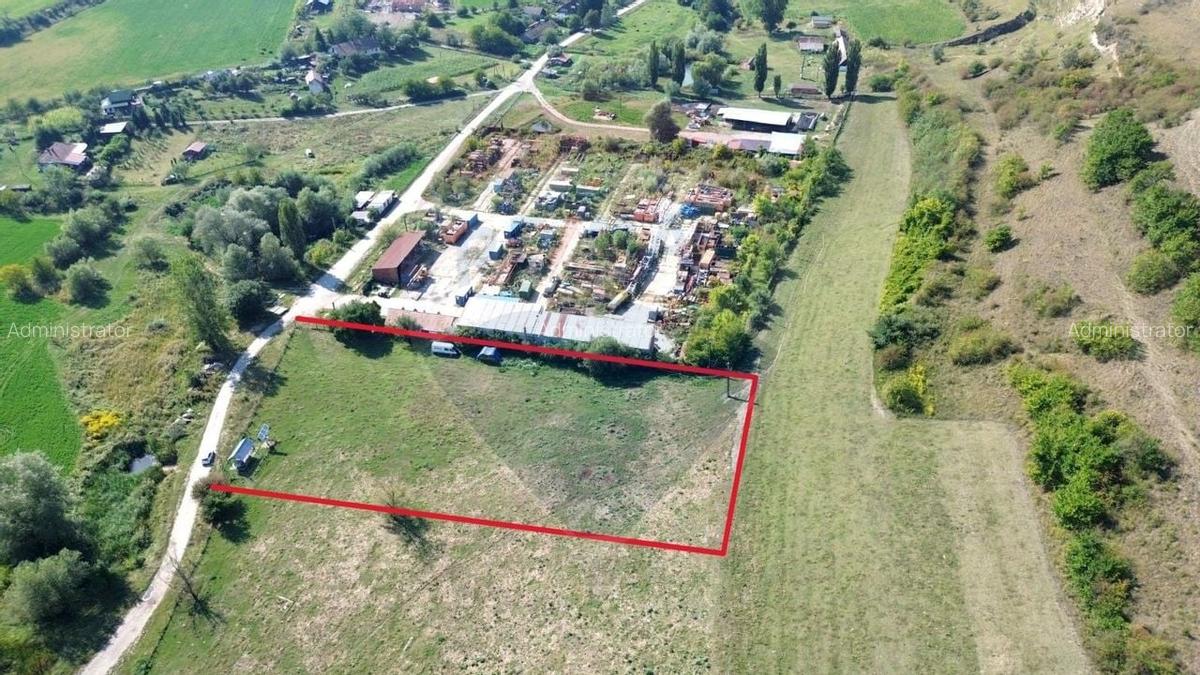 Teren Tarnava pretabil afacere sau parcelabil 4400 mp - 1