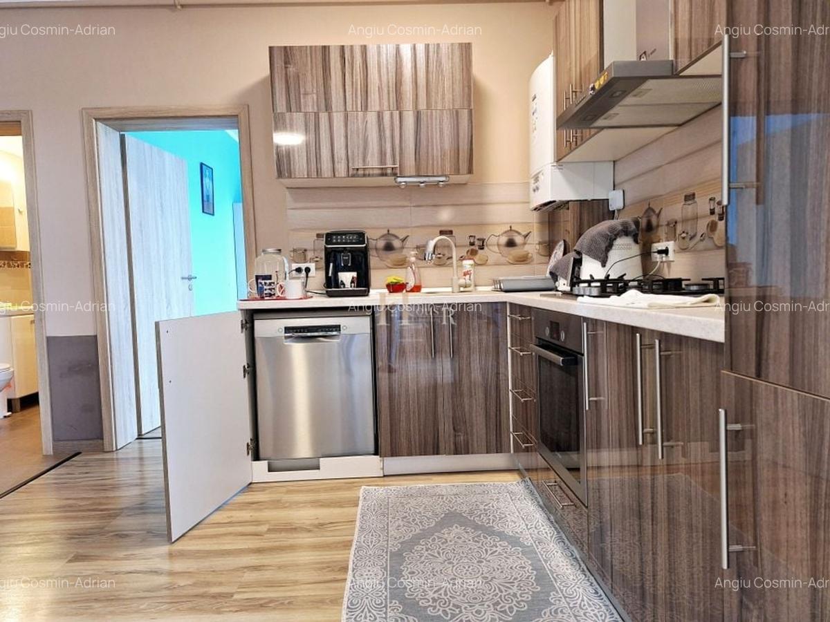 BLOC NOU IN ORAS. 3 CAMERE TIP PENTHOUSE. TERASA DE 17 MP. - 10
