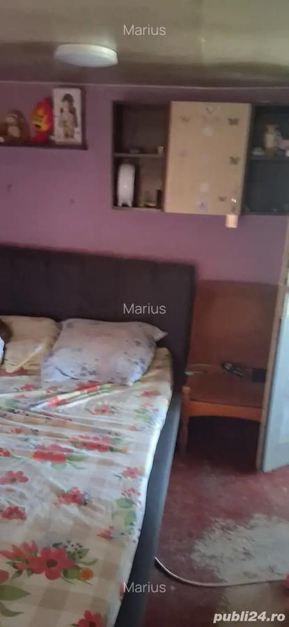 Vand casa la tara - 2
