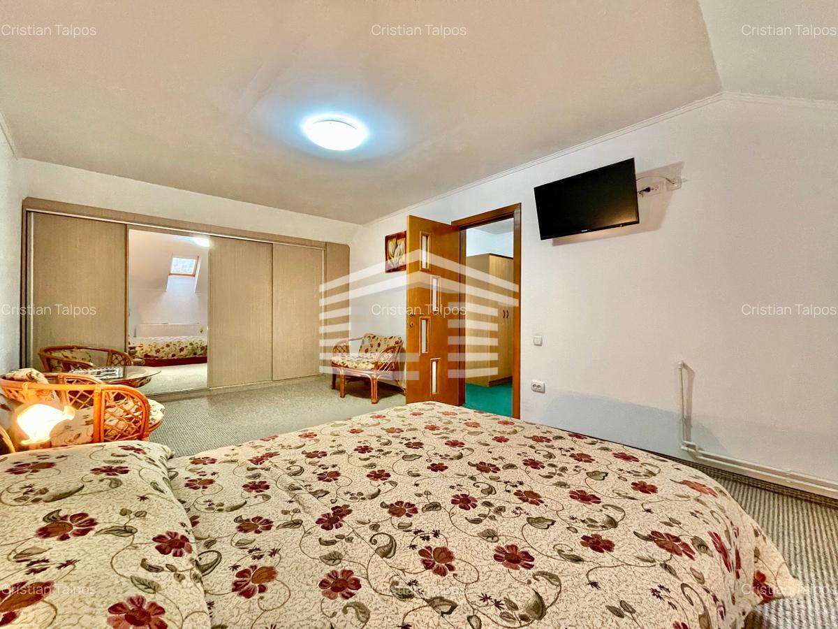 Vila individuala P+E+M - 5 camere - 3 bai - Garaj - Centrul Istoric - 12