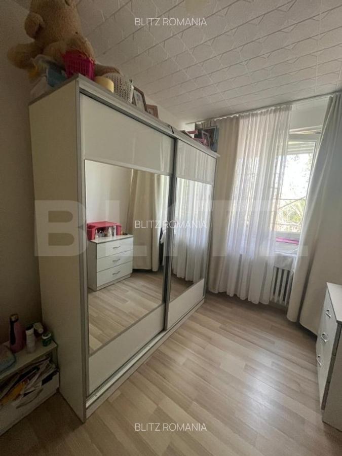 Apartament cu 2 camere, mobilat, etaj 4, zona Liceu Blaga - 18