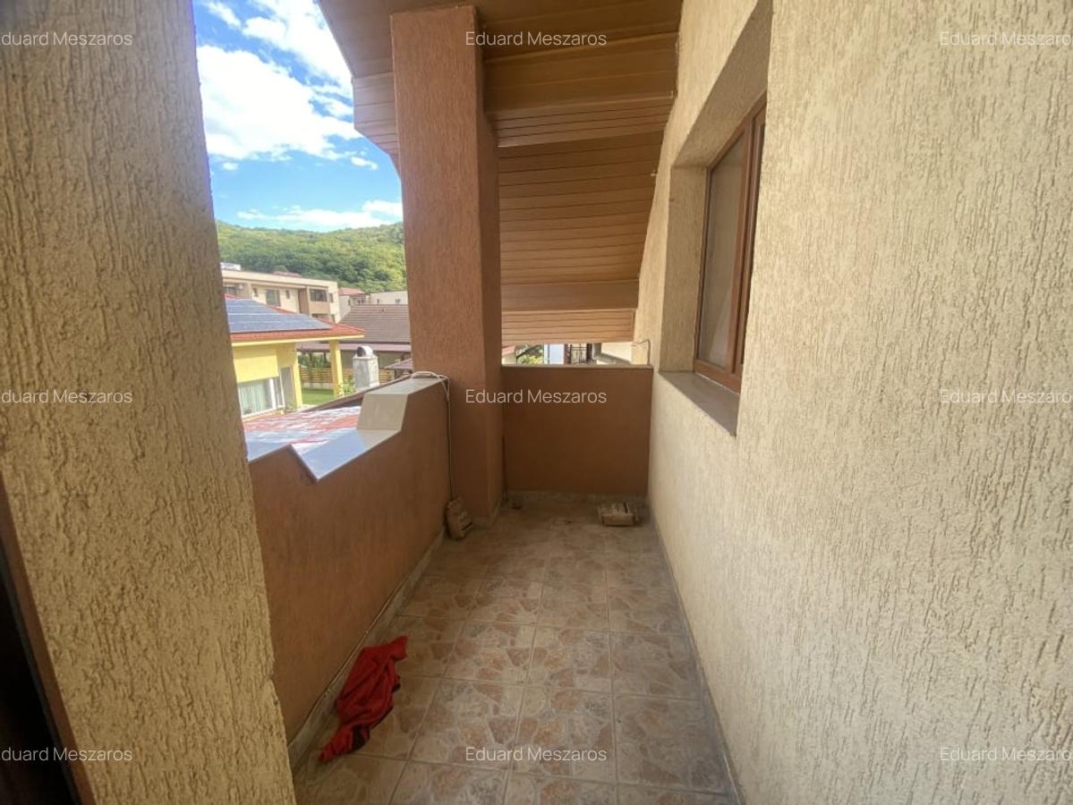 Casa individuala 5 camere si 500mp gradina zona Florilor - 10