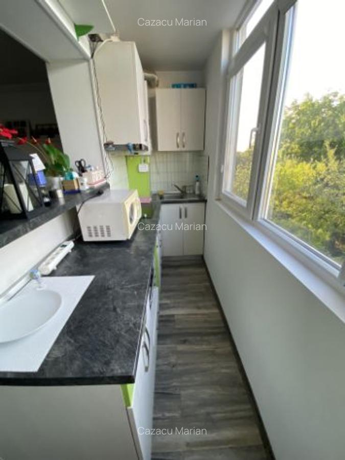 Închiriez apartament 2 camere - 3