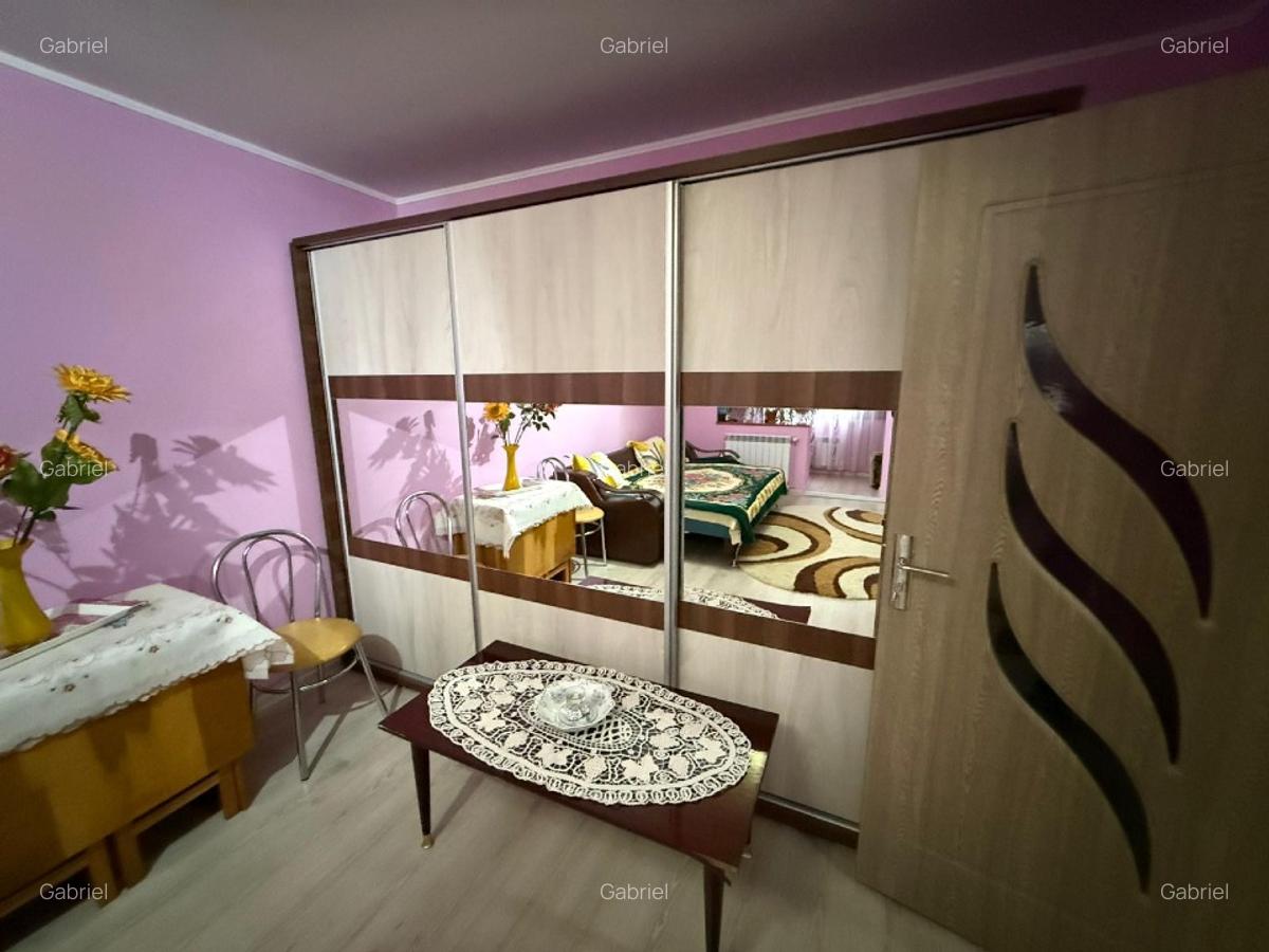 Vând apartament 2 camere renovat - 6