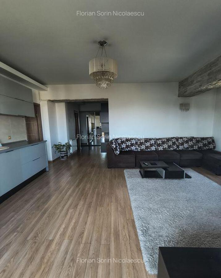 Delta Vacare?ti - Pia?a Sudului - 4 Delta Vacare?ti - Pia?a Sudului - 4