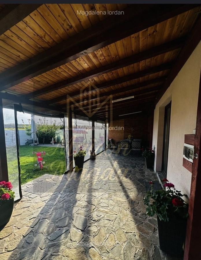 VILA SPATIOASA TEILOR /DRAGOMIRESTI DEAL - 6