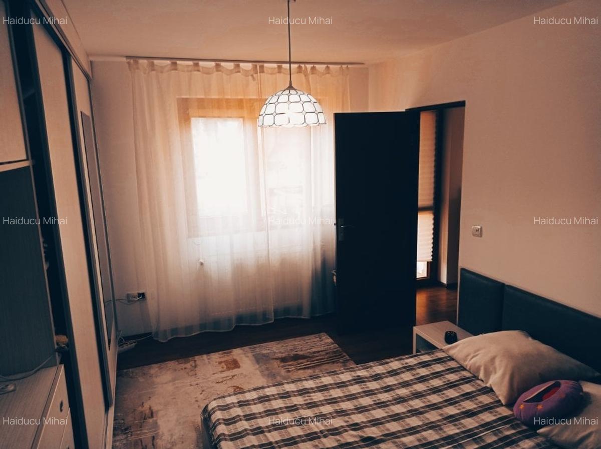 Casa / vila Bascov , mobilata / utilata , finisaje moderne ! - 9