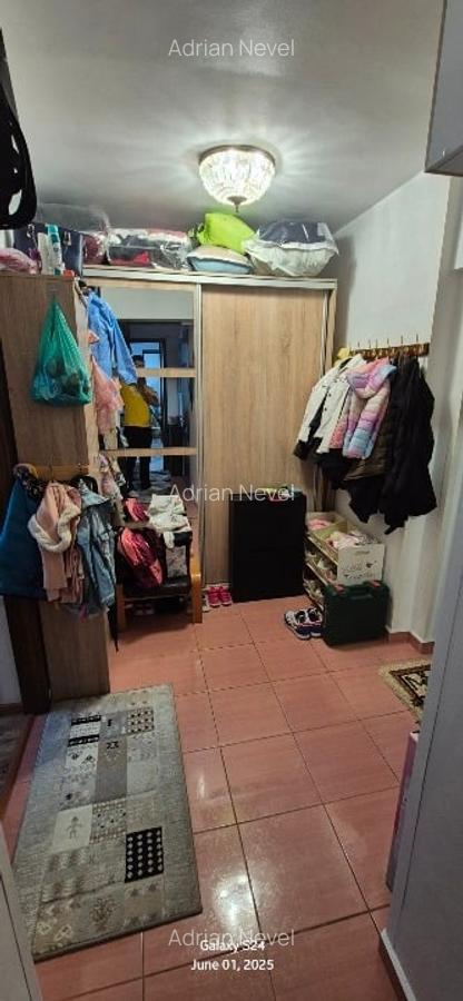 Apartament cu 3 camere semidecomandat în Bucureștii Noi - 8