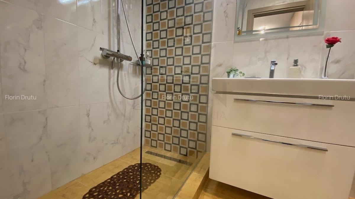 Apartament cu 3 camere semidecomandat în Sisești - 12