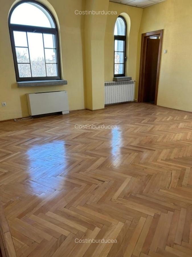 Spații de birouri de închiriat în centru, Buzău. Clădire reprezentativă, poziție - 6