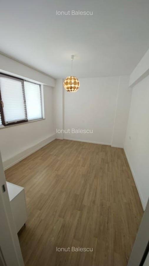 Apartament cu 2 camere decomandat, mobilat în Băneasa - 4