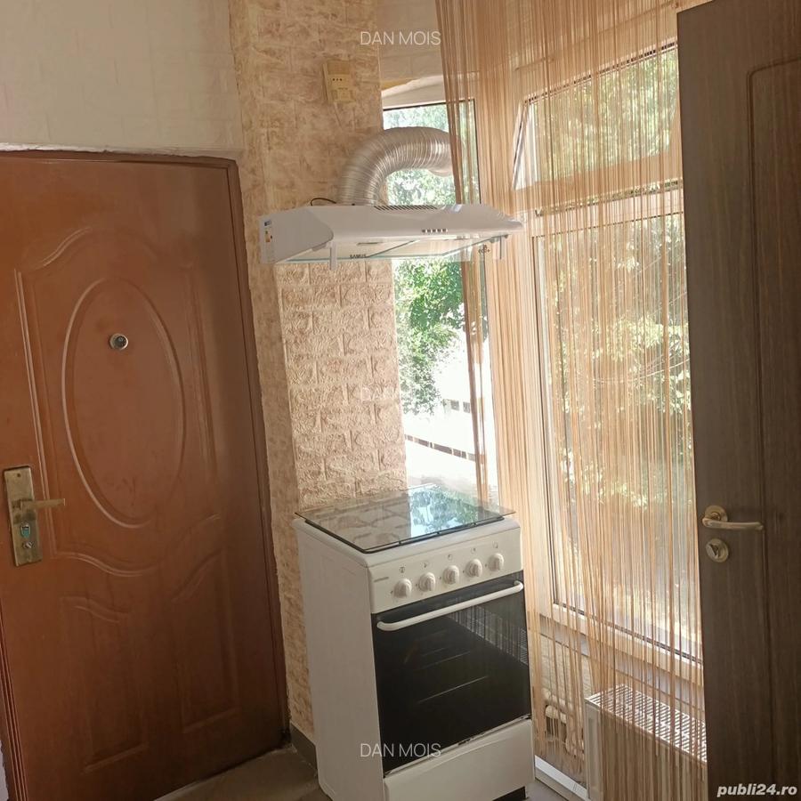 IIchiriere garsoniera - 8