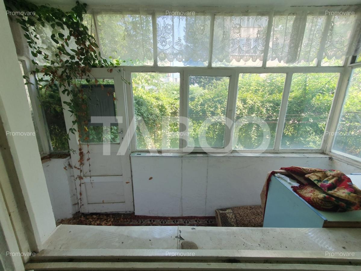 Apartament 3 camere decomandate 65 mp + 5 mp balcon parter Fagaras - 11