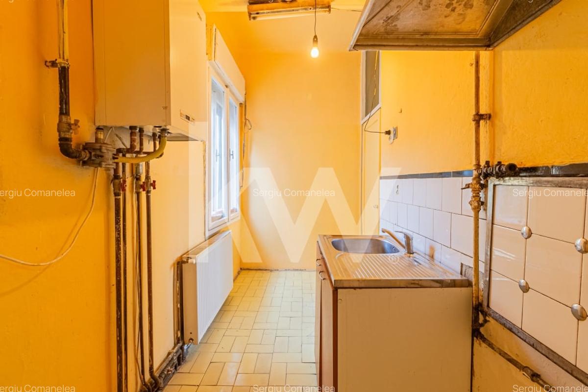 Vanzare casa cu 3 camere, singur in curte - Piata de Miercuri - 8