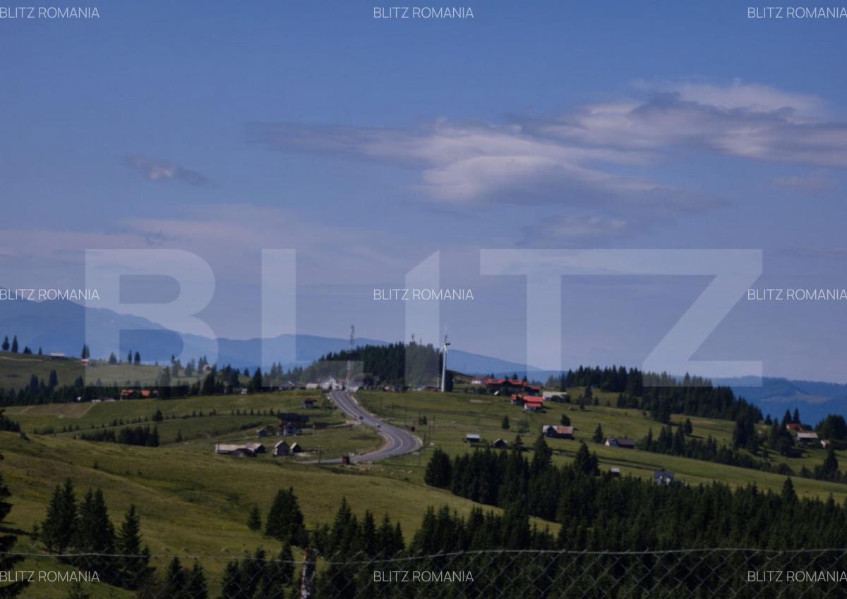 Teren extravilan 28 ari,zona Piatra Fantanele - 7