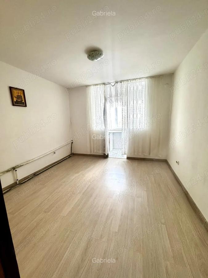 Oportunitate in Constan?a Garsoniera 21 mp, Poarta 6-etajul 2 4 - 7