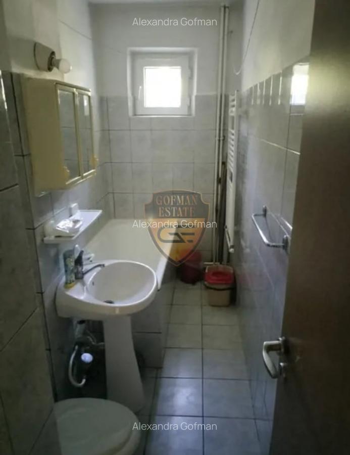 Apartament 3 camere, Tomis Nord , Izolat, balcon, centrala, aer conditionat - 6