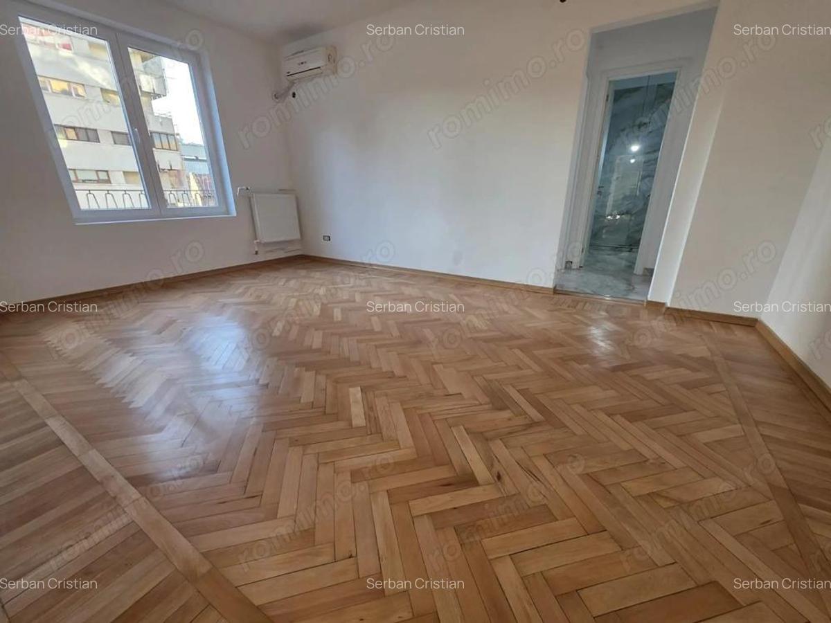 Romana Coloane apartament 3 camere de vanzare - 25