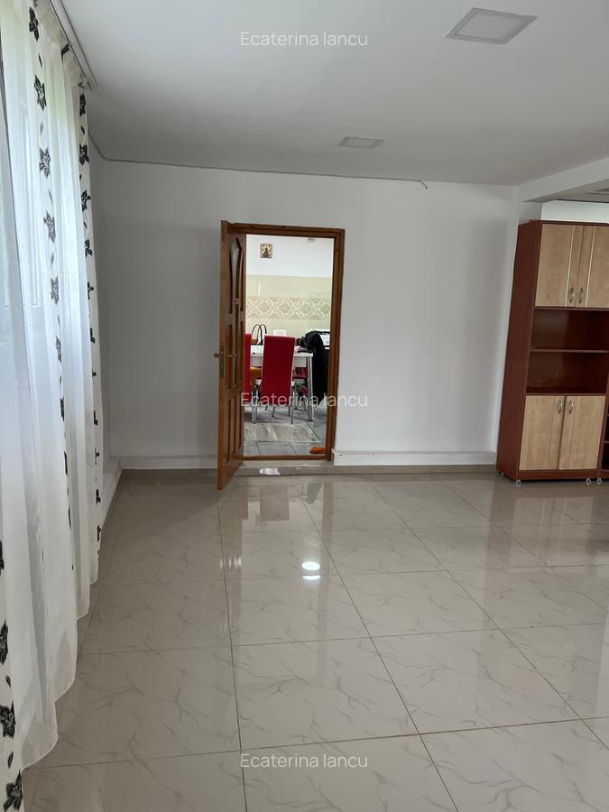 Casă individuală cu 2 camere în Vest - 8