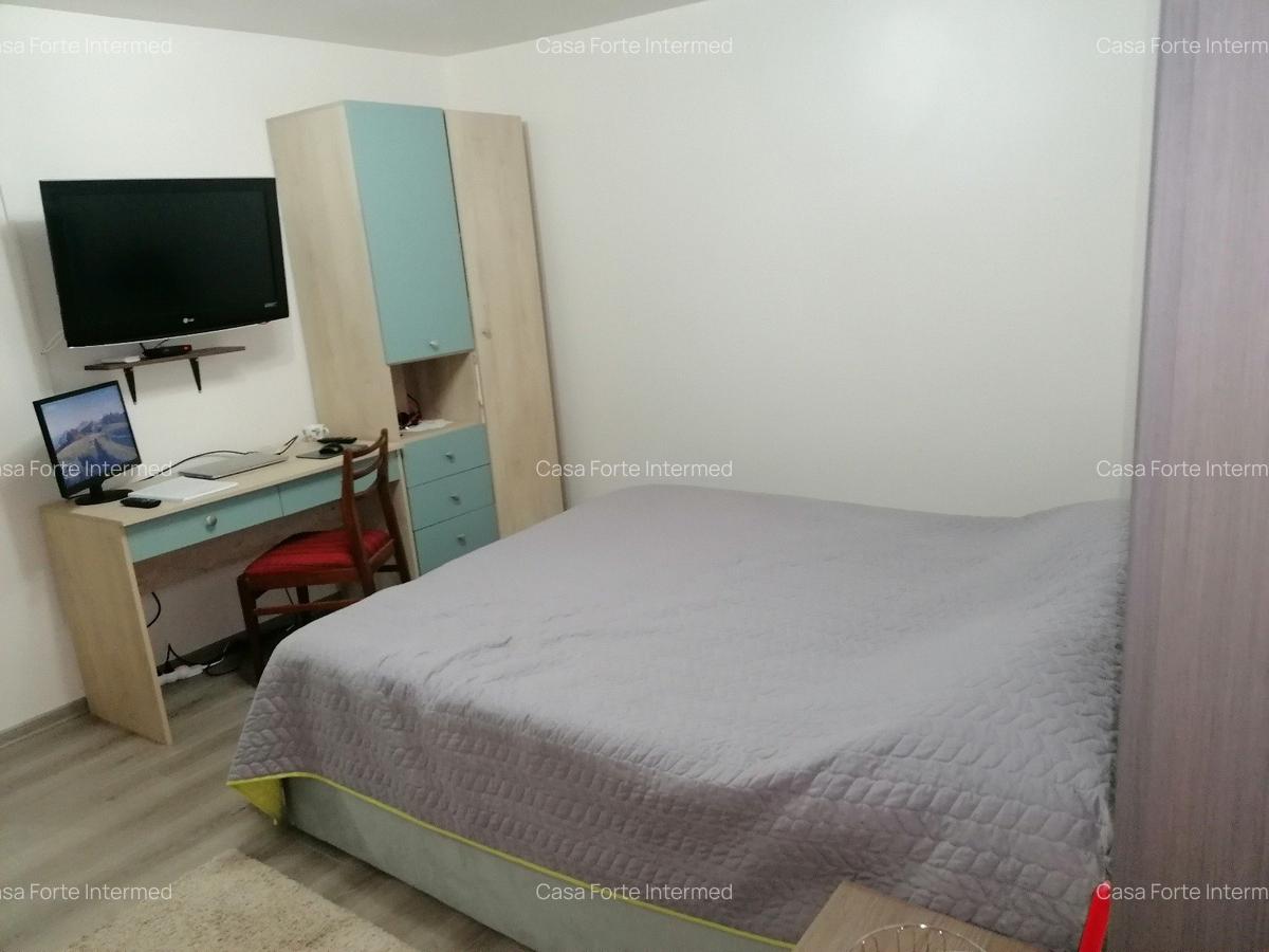 Casa de inchiriat Bulevardul Mamaia zona Delfinariu  900 euro - 10