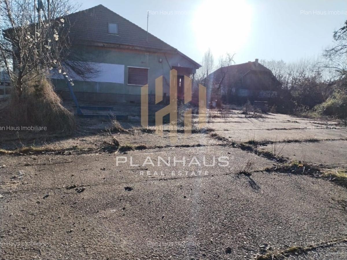 Casă individuală/sediu de firmă  , Tăuții Măgherăuș , strada principală - 4