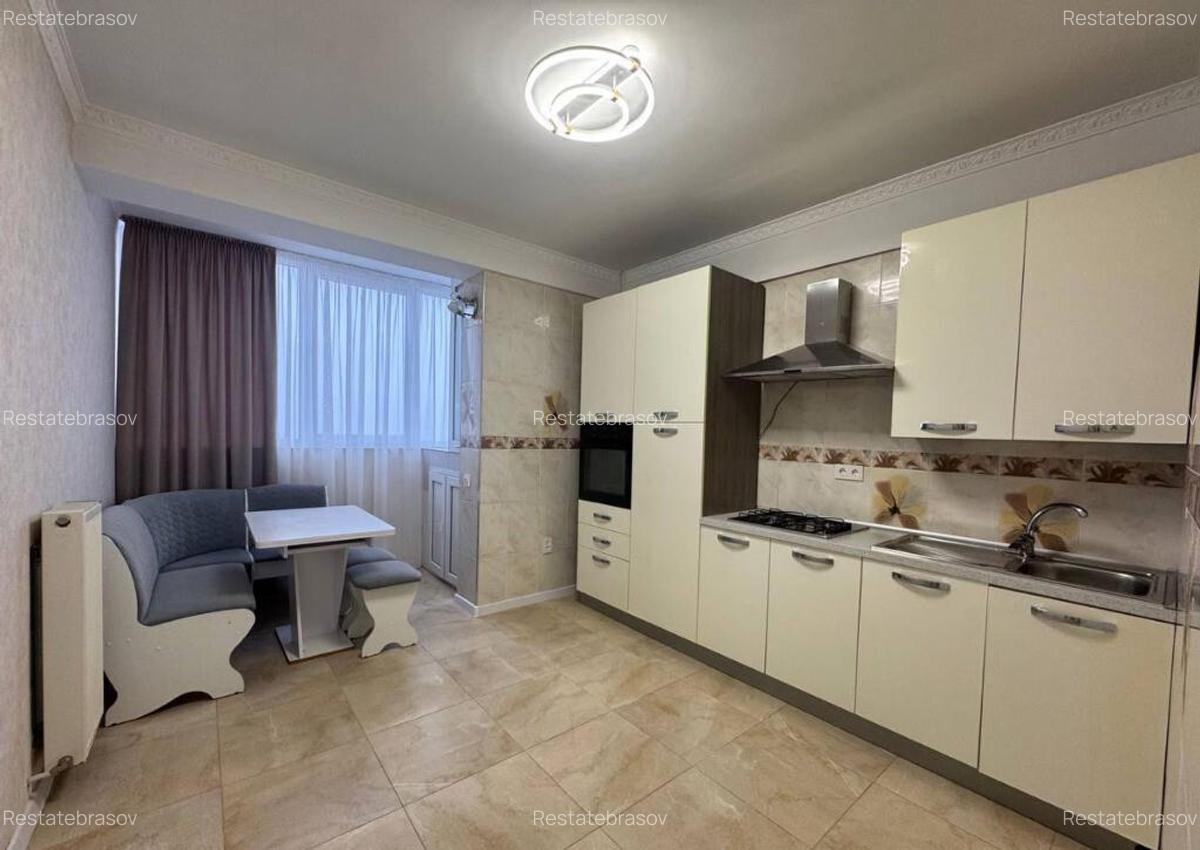Apartament de vanzare in zona Schei - 1