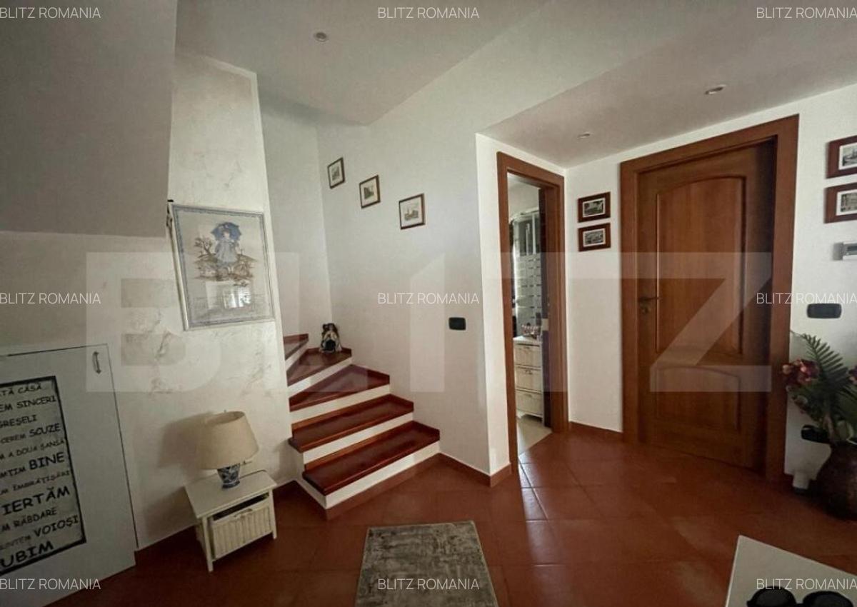 Proprietate versatila cu doua apartamente ?i casa cu tre - 8
