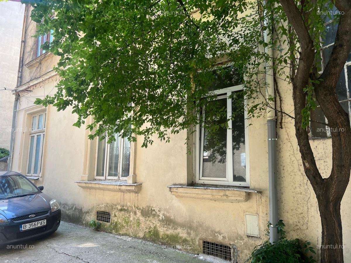 Parcul Carol, Str. Mitropolit Nifonm - 6