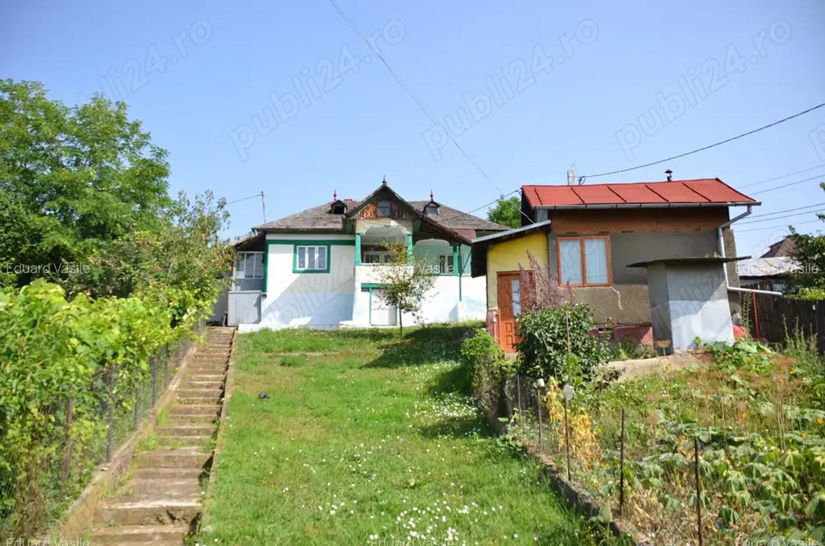 Vand casa zona submontana - 2