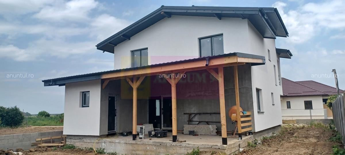 Sabareni, casa parter + etaj, 5 camere, 3 bai, terasa acoperita, CT - 6