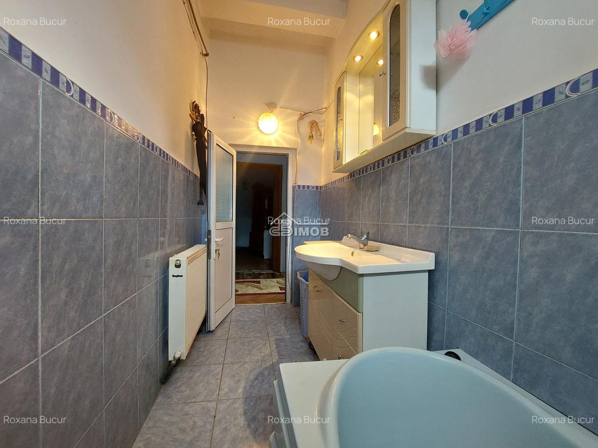 Casă cu 5 camere în Micro 5 - 12