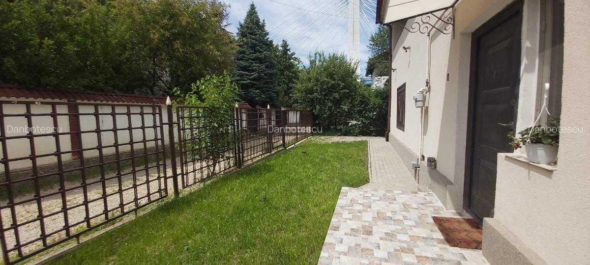 Casa Padurea Baneasa - 3 locuri de parcare , an 1998 - 9