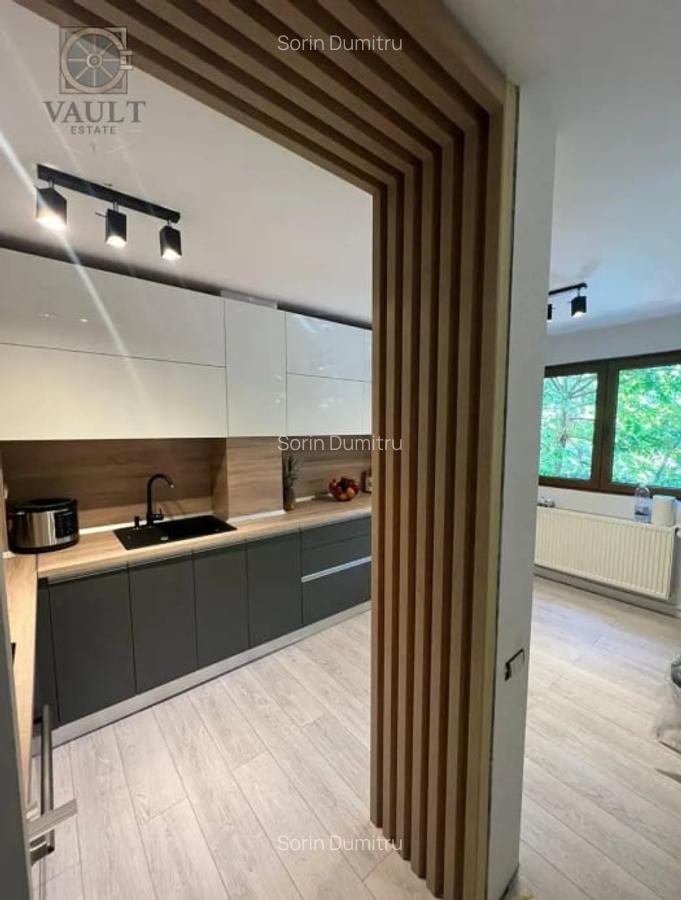 APARTAMENT 3 CAMERE - RENOVAT - PIATA VICTORIEI - 2