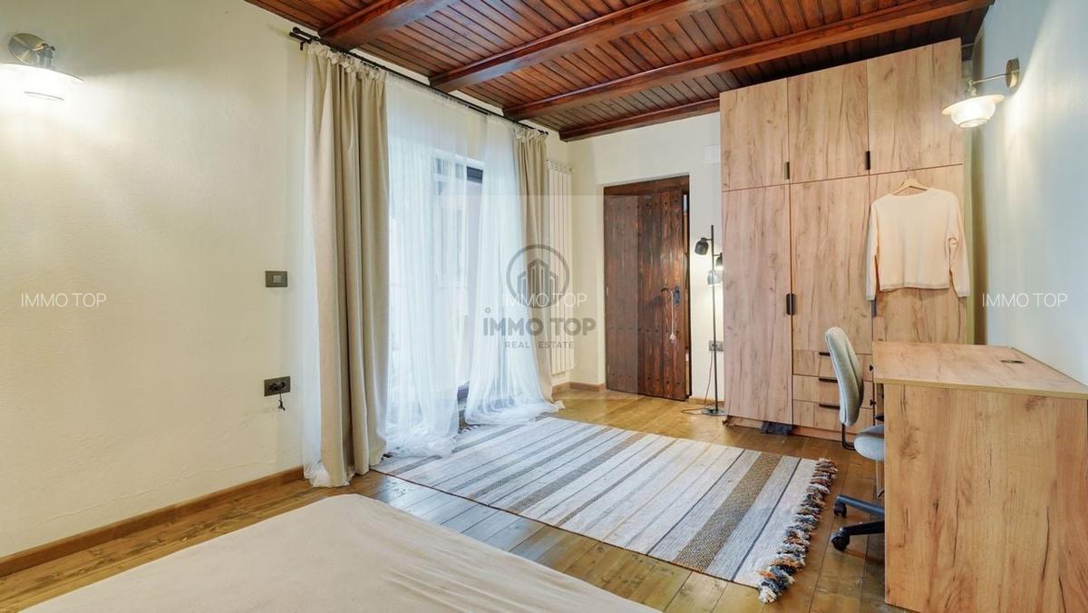 Închiriez casă în Centrul Brasovului/ curte privata - 11
