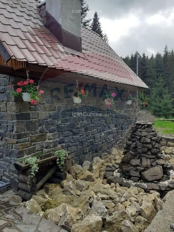 Hotel / pensiune 20 camere de vanzare in statiunea Izvoare Maramures - 10