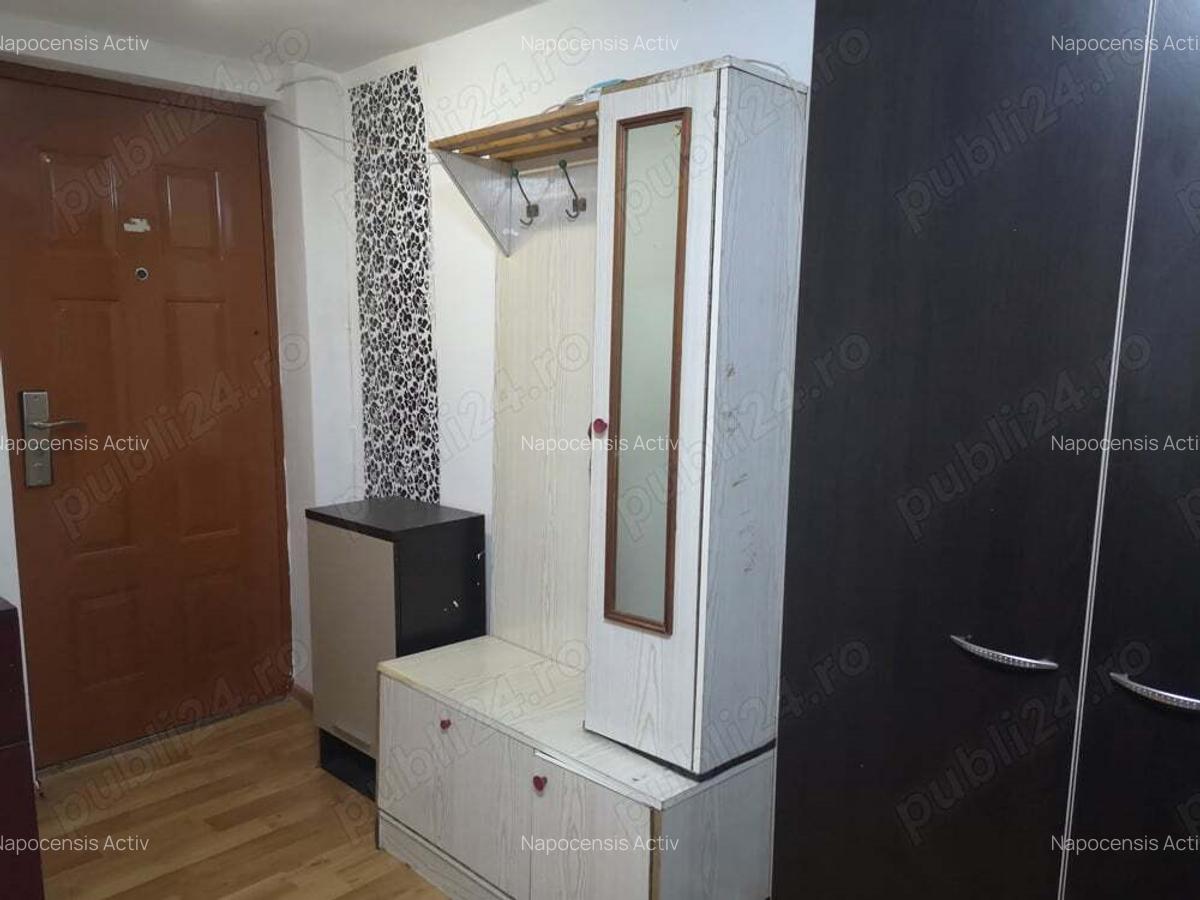 Dau in chirie garsoniera la parter Dambu rotund zona Autogar - 2