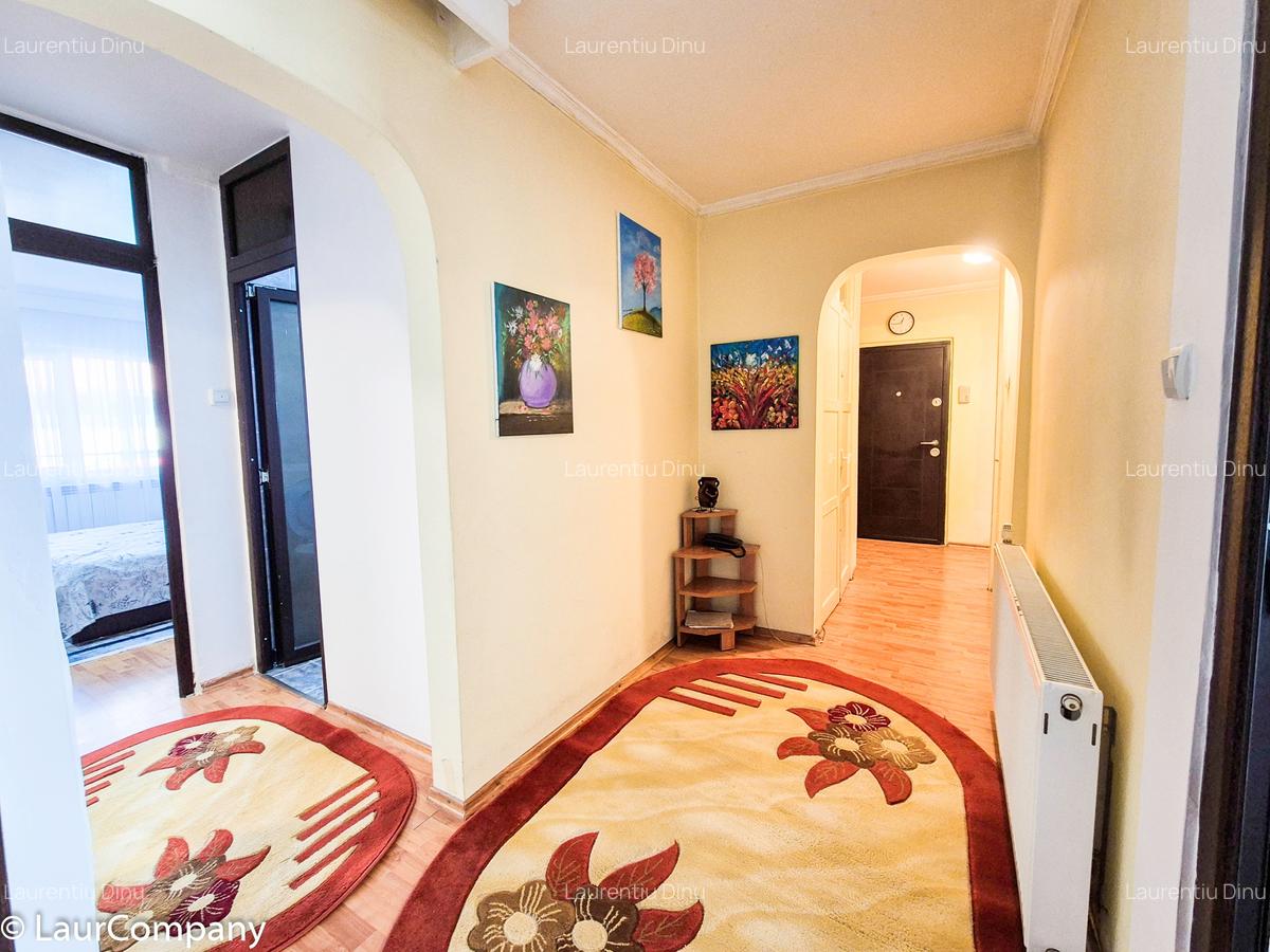 Apartament 4 camere Popa Sapca Pitesti - 11